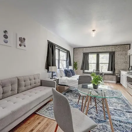 Stylish Studio Mckinley Beach - Brady St Lowr East